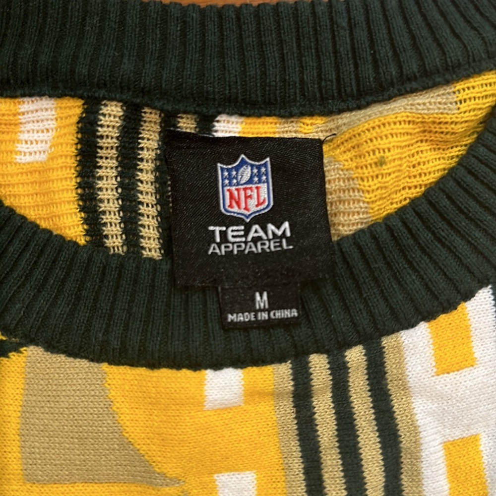 Green Bay Packers Sweater size M